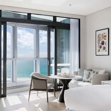 The Langham, Gold Coast And Jewel Residences Exterior photo A suite at the Ritz-Carlton, South Beach